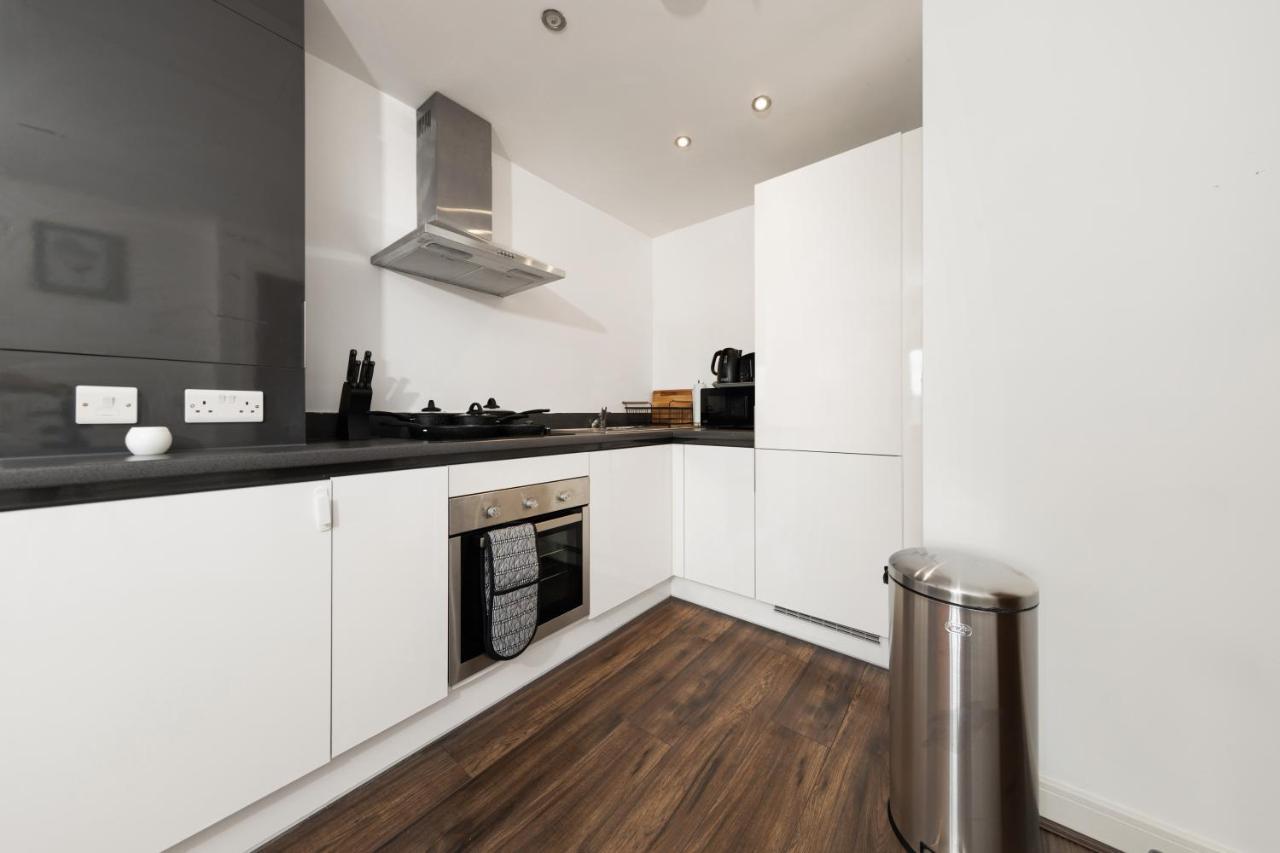 40 Percent Off Long Stays - City Centre - Close To Bullring - Suitable For Business, Families, Relocations And Leisure - Eastgate L Free Wifi I バーミンガム エクステリア 写真